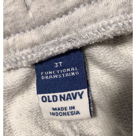 Old Navy Shorts Size 3T - Picture 3 of 3